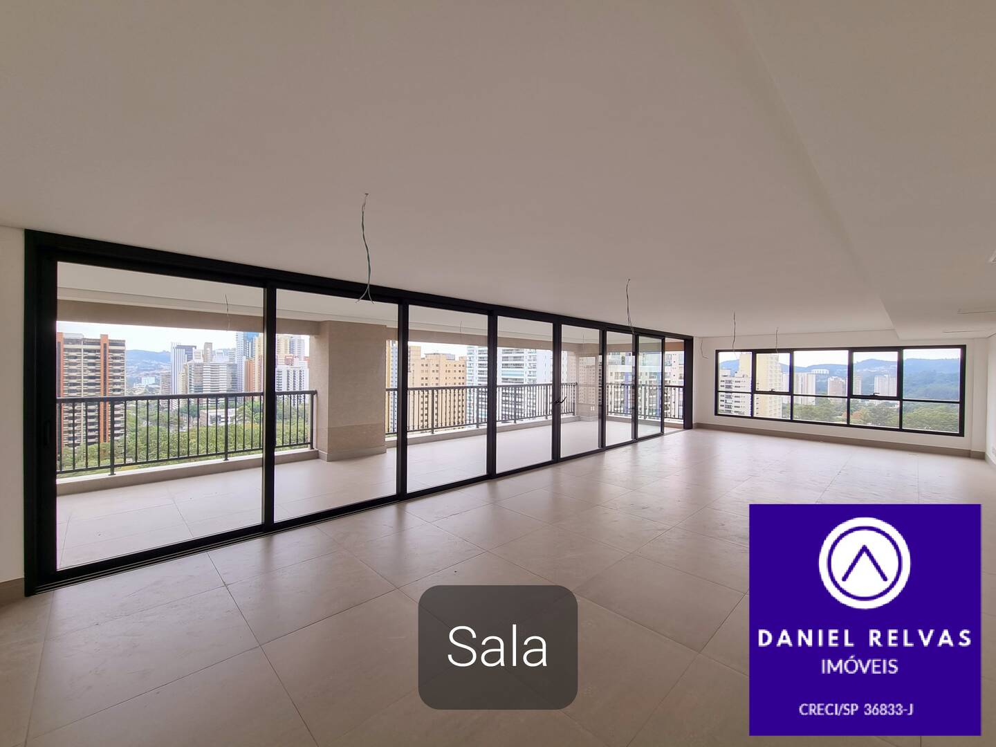 Apartamento à venda com 4 quartos, 360m² - Foto 1