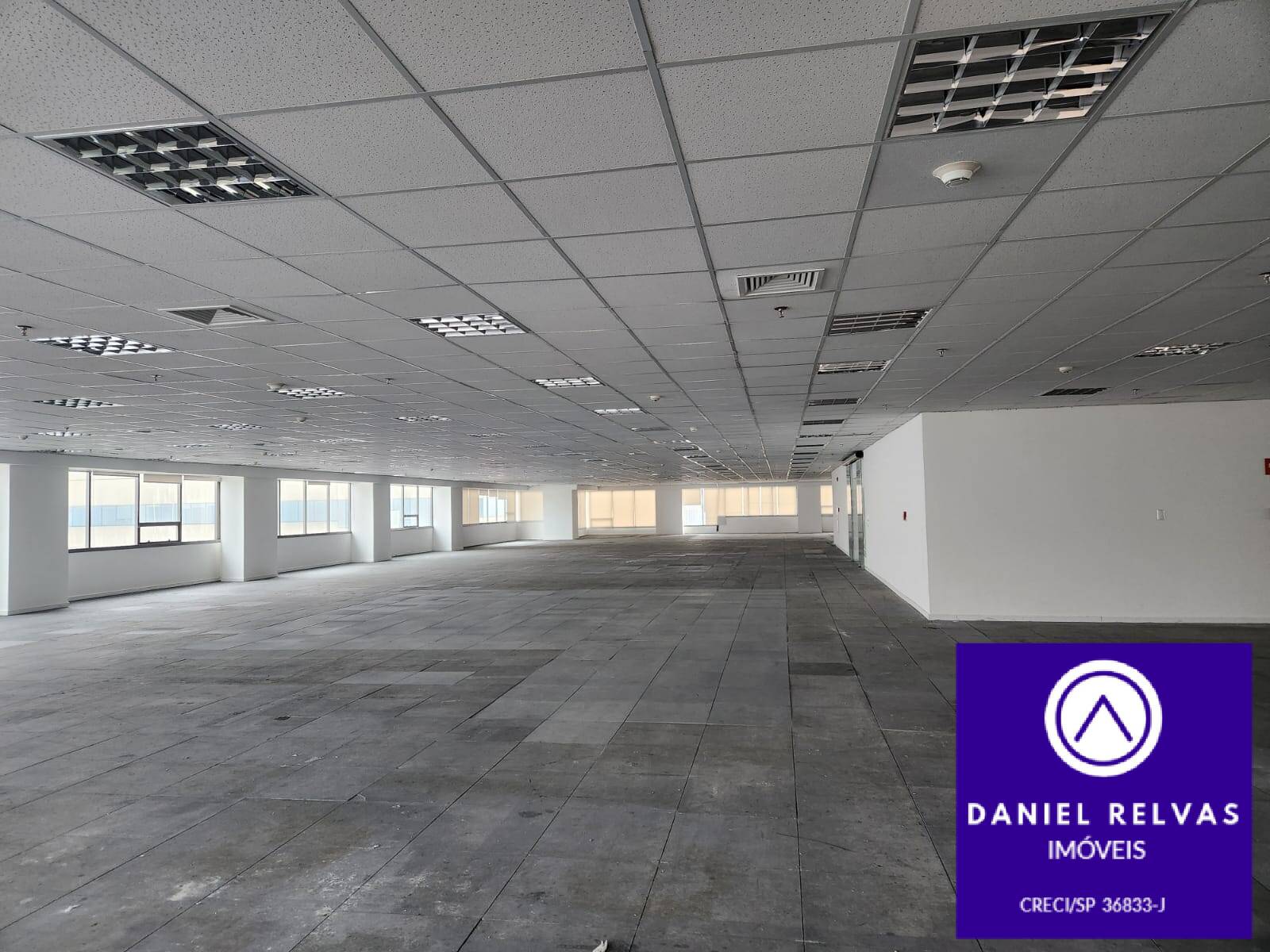 Conjunto Comercial-Sala para alugar, 2200m² - Foto 1