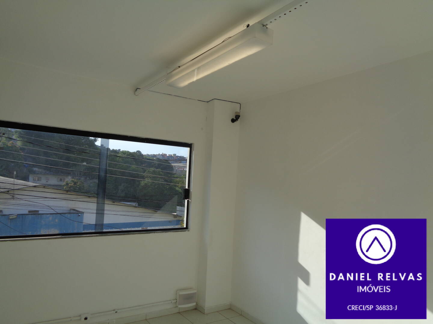 Depósito-Galpão-Armazém à venda e aluguel, 630m² - Foto 9