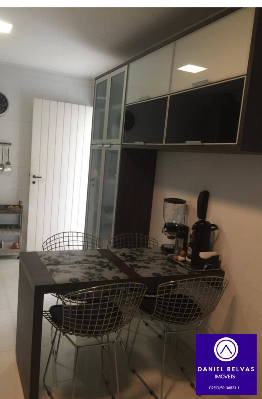 Casa à venda com 5 quartos, 354m² - Foto 11