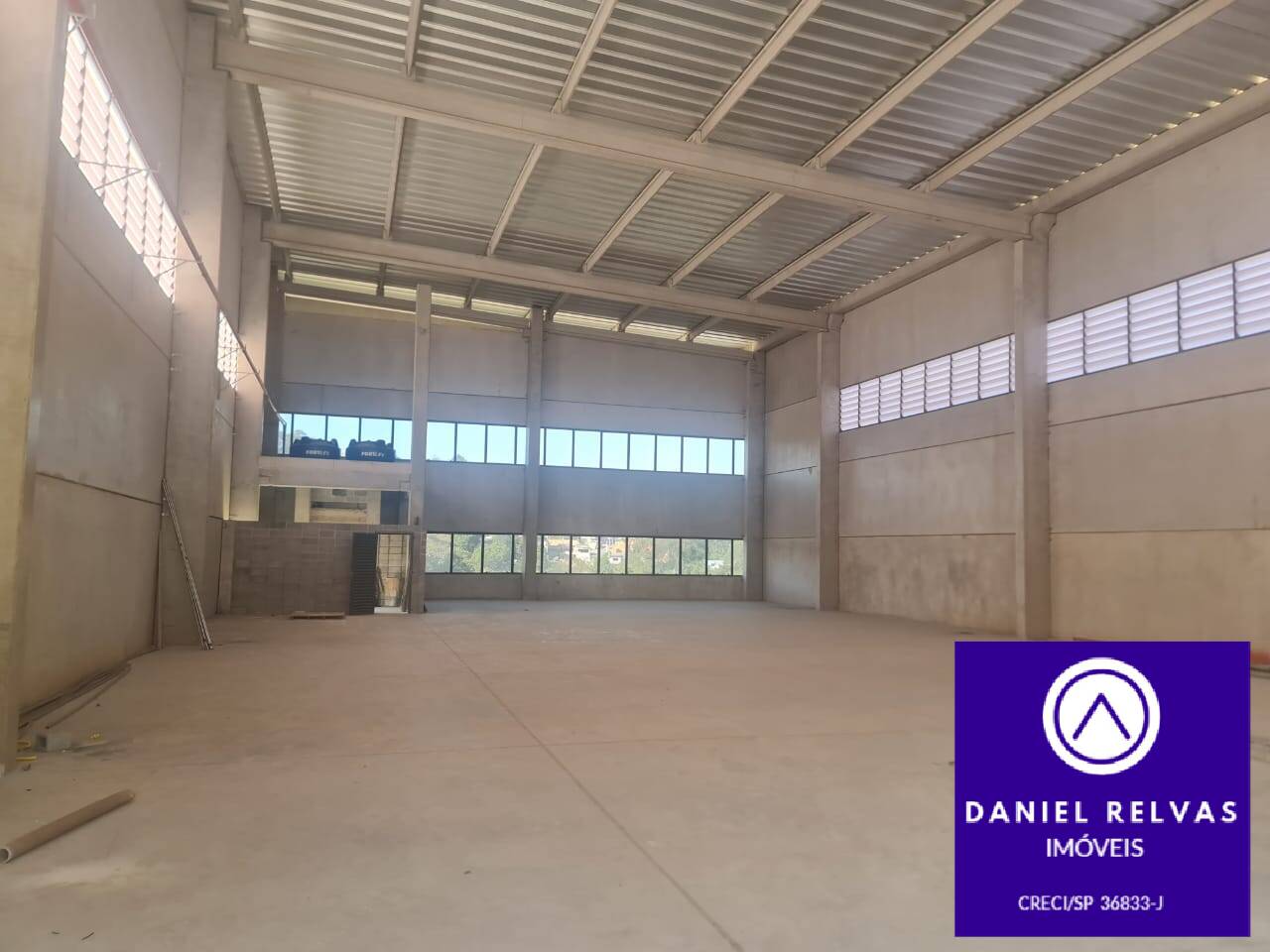 Depósito-Galpão-Armazém para alugar, 1000m² - Foto 2