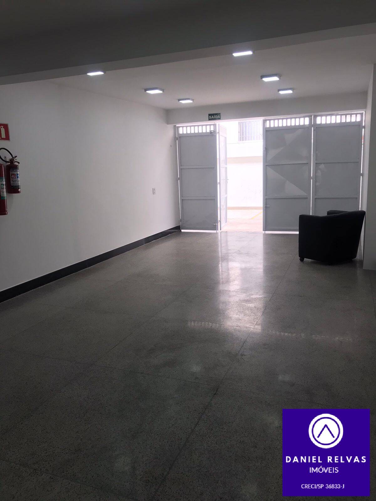 Prédio Inteiro para alugar, 200m² - Foto 4