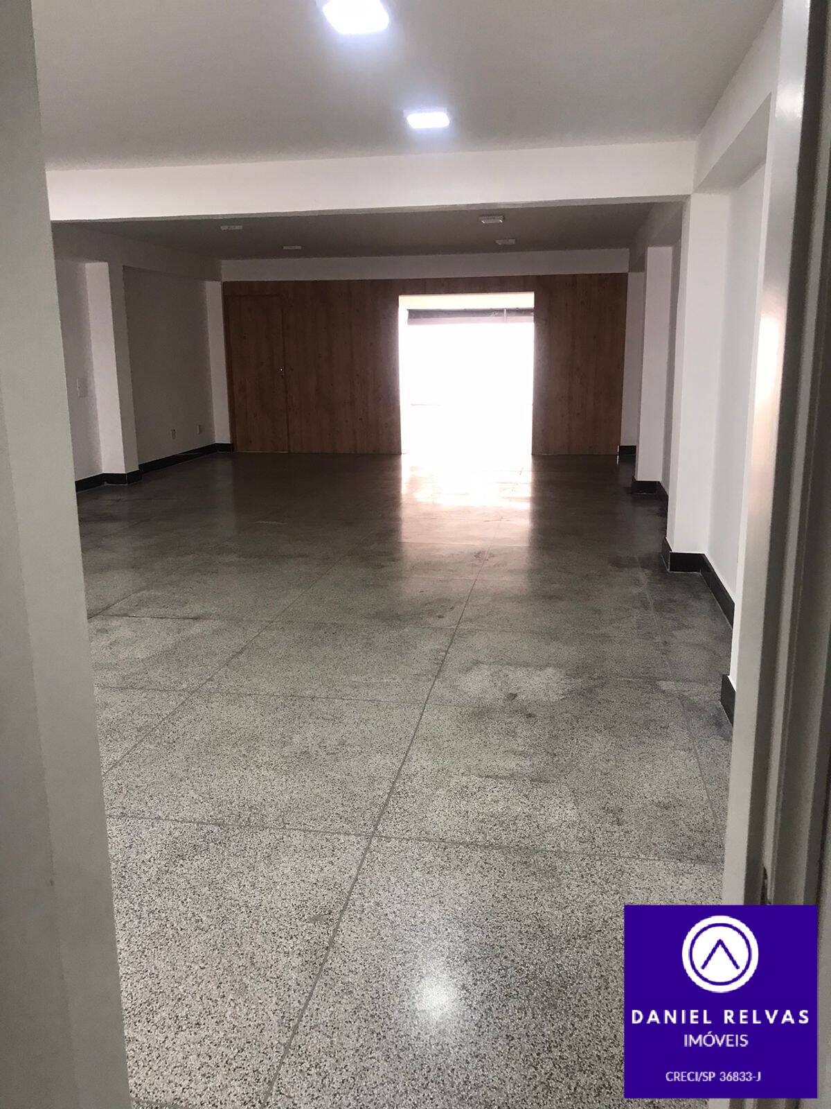 Prédio Inteiro para alugar, 200m² - Foto 7