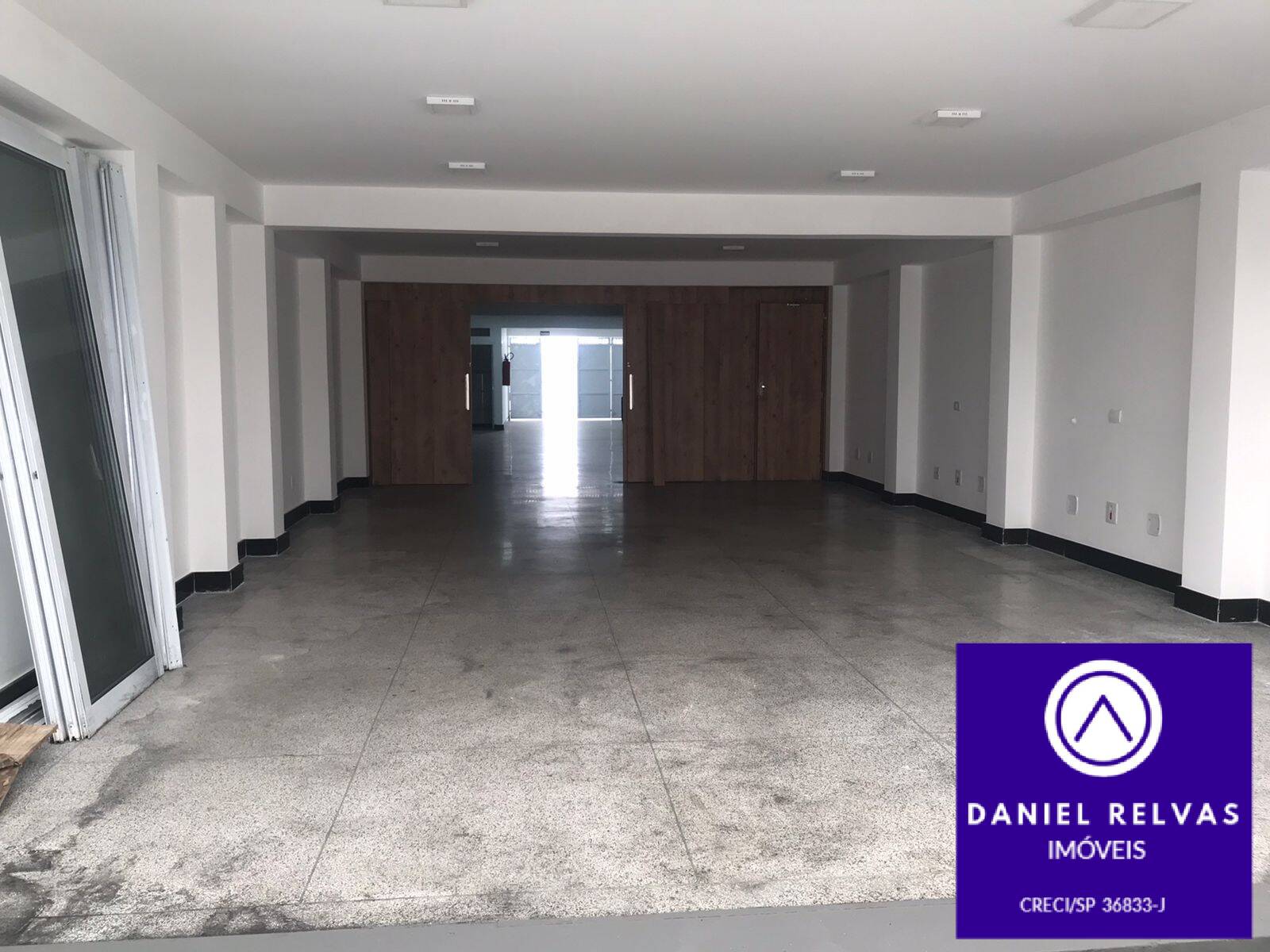 Prédio Inteiro para alugar, 200m² - Foto 12