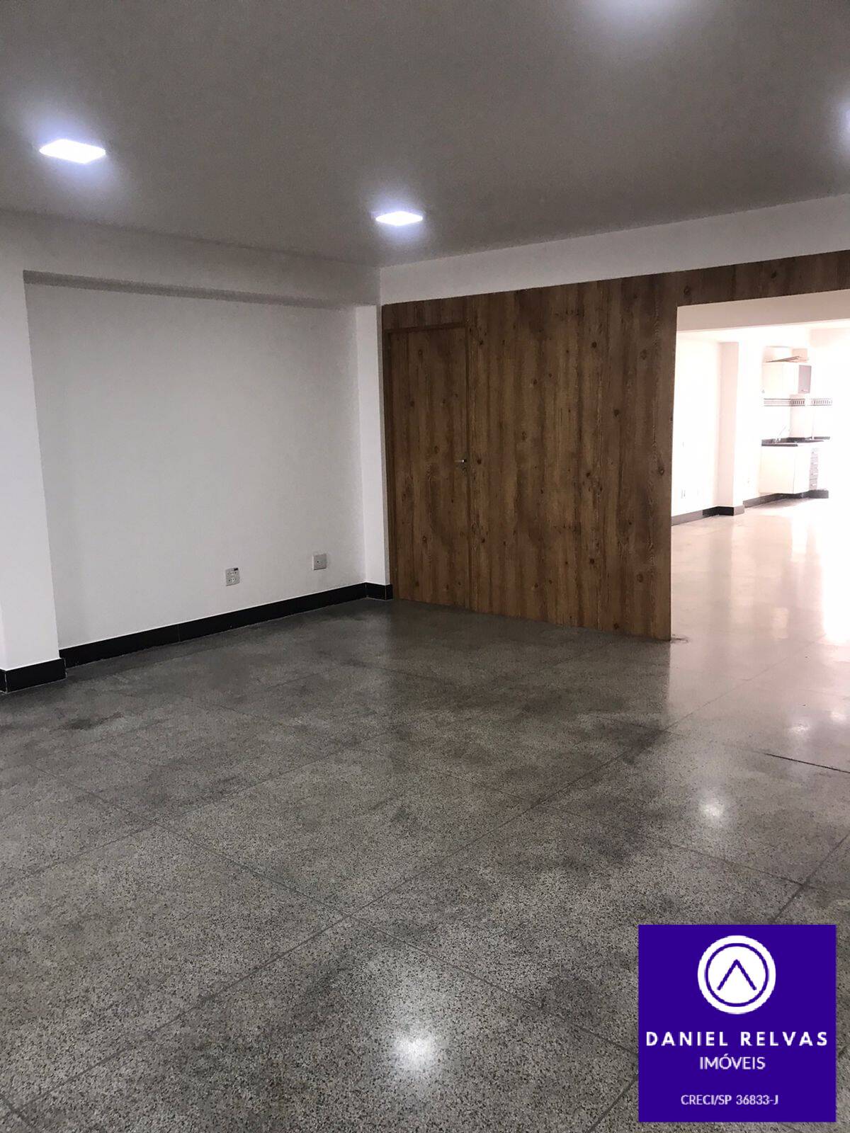 Prédio Inteiro para alugar, 200m² - Foto 13