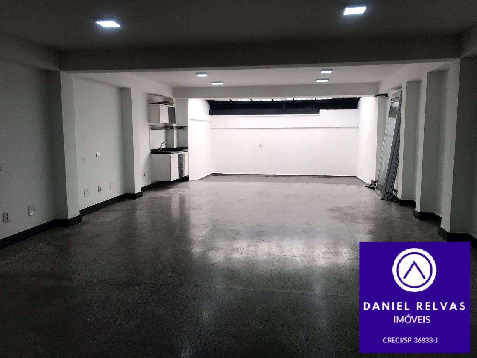 Prédio Inteiro para alugar, 200m² - Foto 14