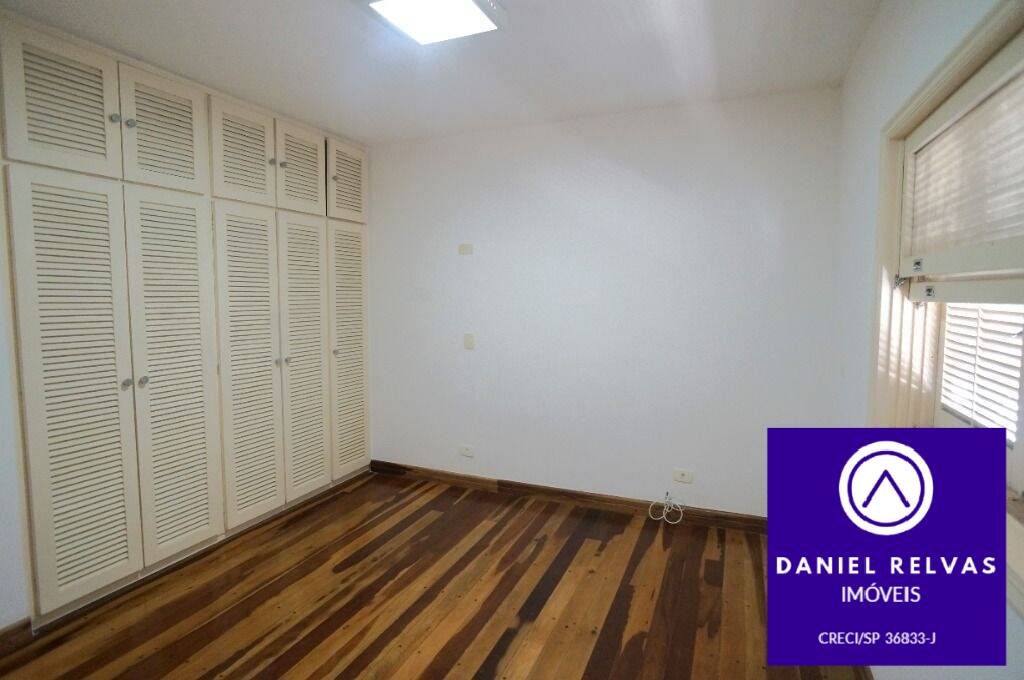 Casa à venda com 4 quartos, 380m² - Foto 14