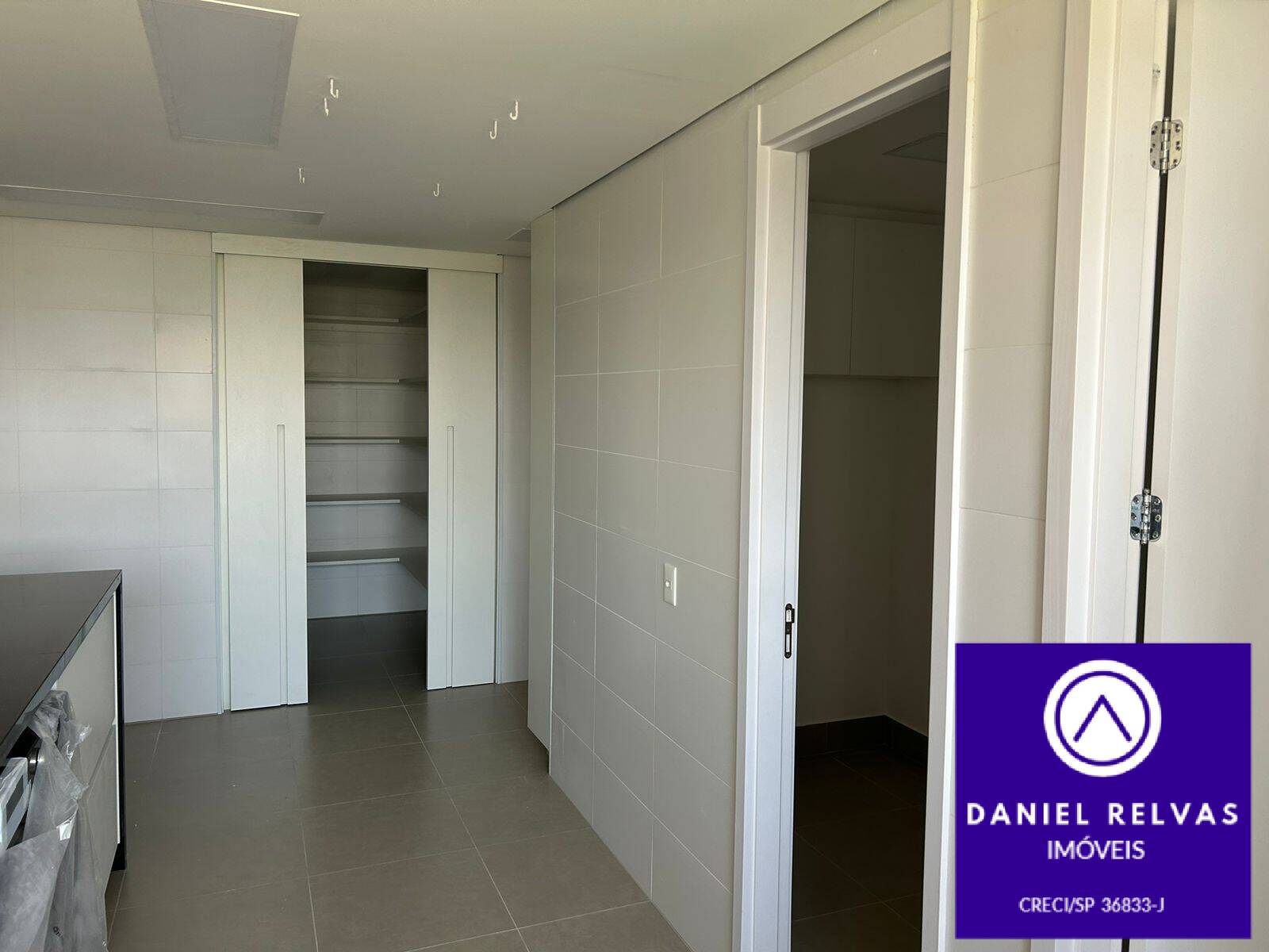 Apartamento à venda com 3 quartos, 412m² - Foto 7