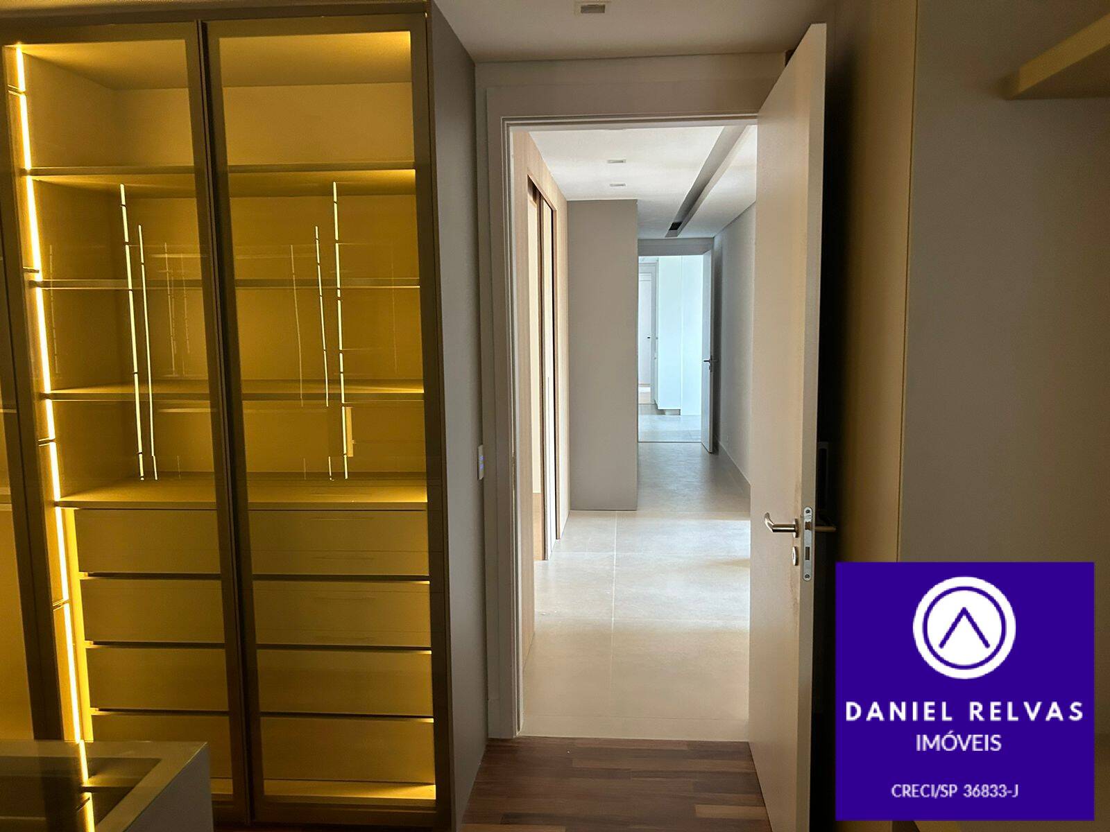 Apartamento à venda com 3 quartos, 412m² - Foto 15