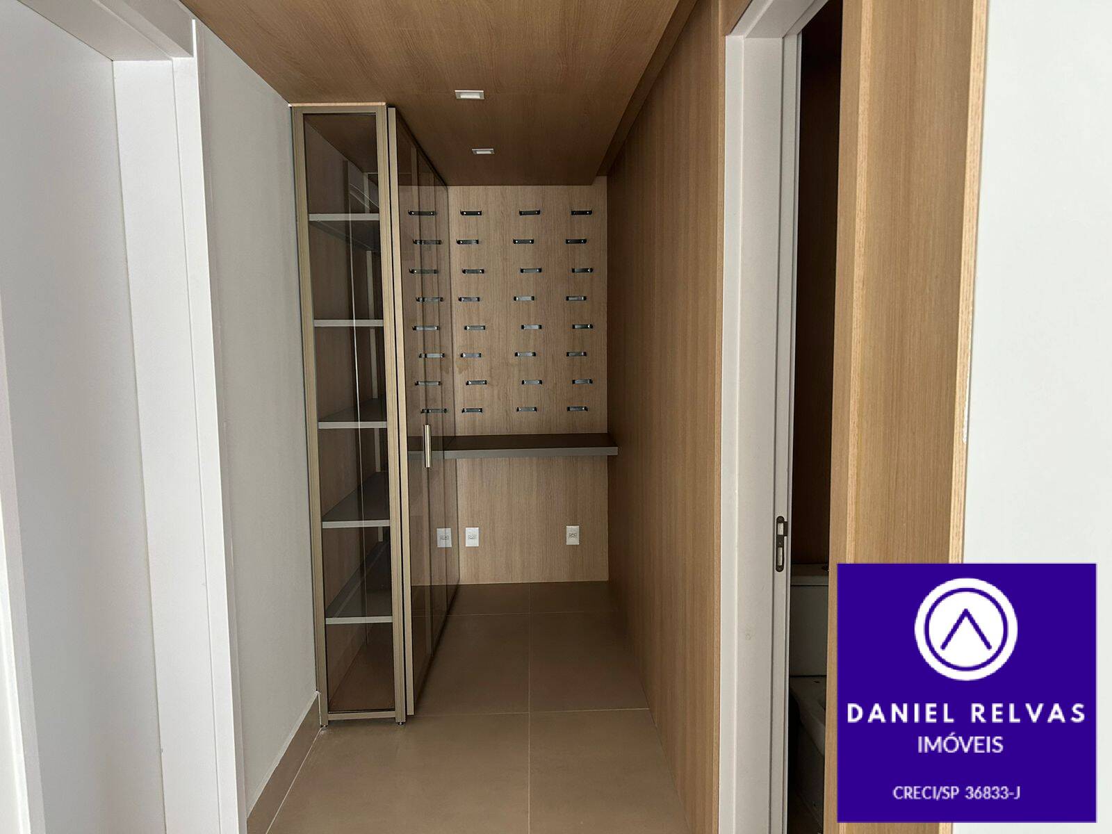 Apartamento à venda com 3 quartos, 412m² - Foto 24