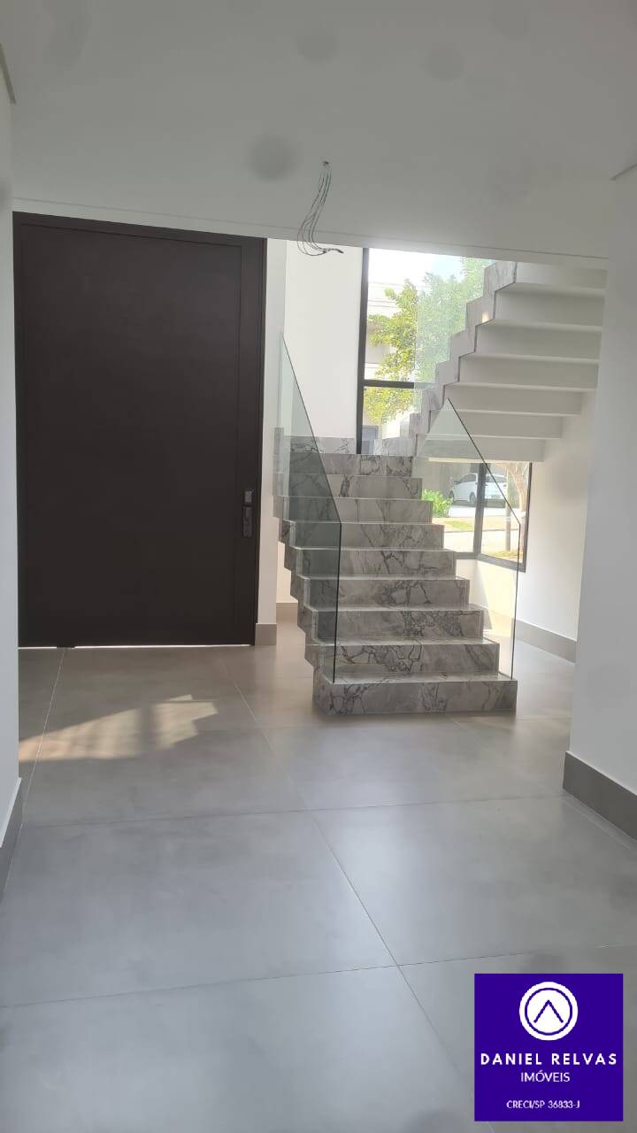 Casa à venda com 4 quartos, 452m² - Foto 4