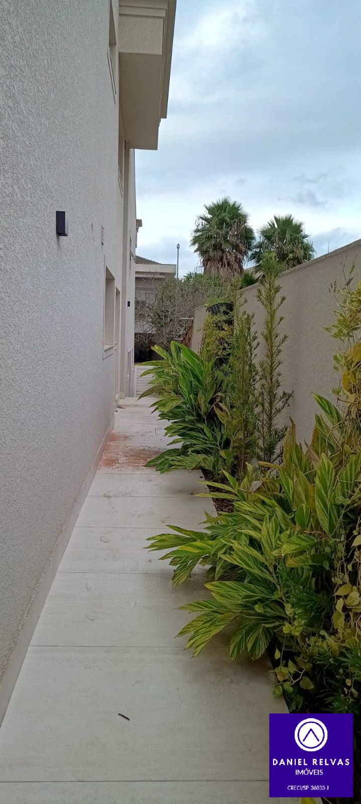 Casa à venda e aluguel com 4 quartos, 420m² - Foto 19