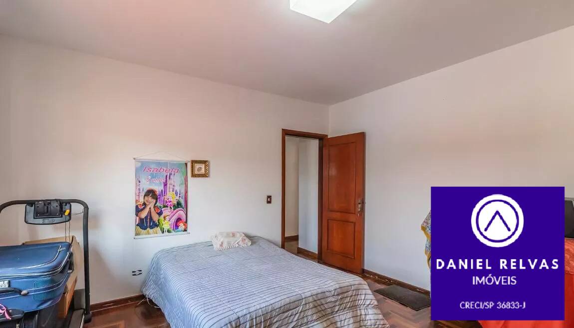 Casa para alugar com 4 quartos, 450m² - Foto 12