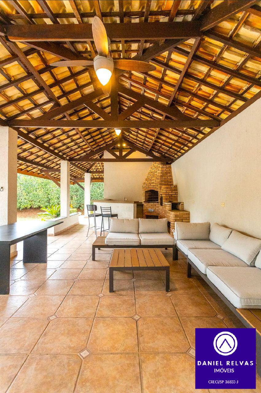 Casa à venda e aluguel com 4 quartos, 750m² - Foto 4